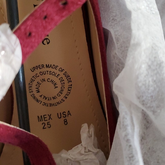 Shoes - Picture 5 of 10